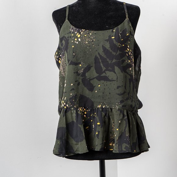 NWTBar III Green Crepe Ruffle Printed Halter Top L - Picture 1 of 6